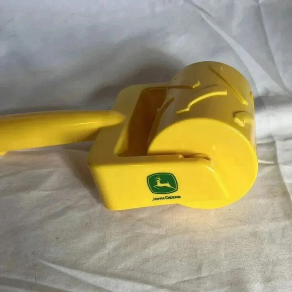 John Deere Big Scoop Dump Truck Sandbox Toy Tractor Wheel Pattern Roller… - Picture 2 of 5